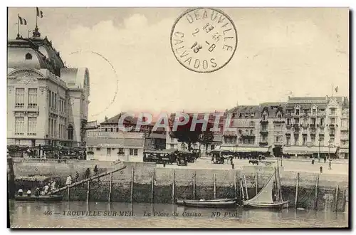 Cartes postales Trouville sur Mer La place du casino