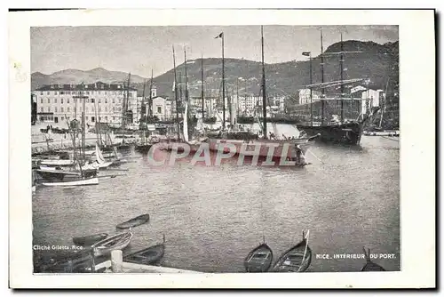 Cartes postales Nice Interieur Du Port Bateau