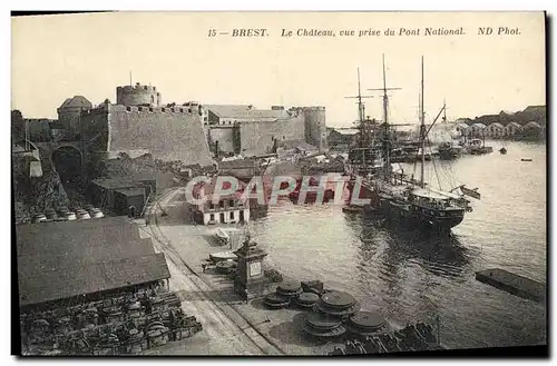 Ansichtskarte AK Brest Le Chateau Vue Prise du Pont national Bateaux