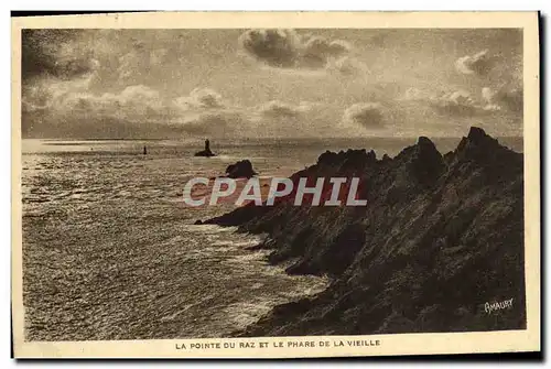 Cartes postales La Pointe Du Raz Et Le Phare De La Vieille