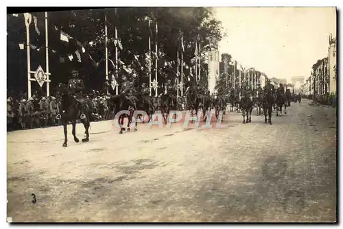 Ansichtskarte AK Paris Defile Militaria Chevaux Cheval