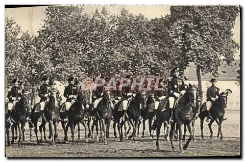 Cartes postales Les Ecuyers Du Cadre Noir Cheval Hippisme