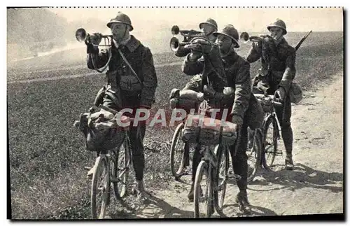 Ansichtskarte AK Fin De Le Manoeuvre Cycle Velo Cyclisme Militaria