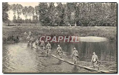 Cartes postales Passerelle Legere D&#39Infanterie Militaria