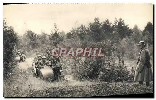 Cartes postales Groupe De Combat Motorise Militaria