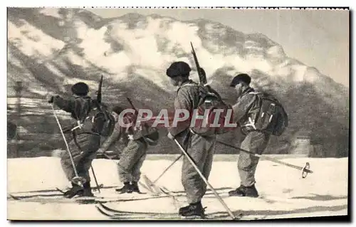 Ansichtskarte AK Eclaireurs Skieurs Ski Chasseurs alpins Militaria