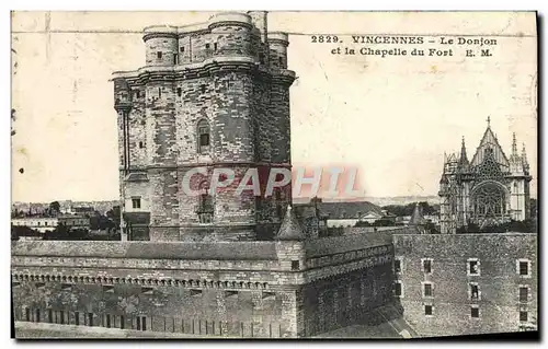 Ansichtskarte AK Vincennes Le Donjon et la Chapelle du Fort