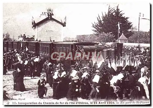 REPRO inauguration du chemin de fer de l&#39ile d&#39Oleron 24 avril 1904 Train En gare de St Pierre