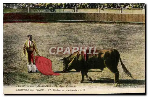 Cartes postales Corrida De Toros Apres l&#39estocade Taureau