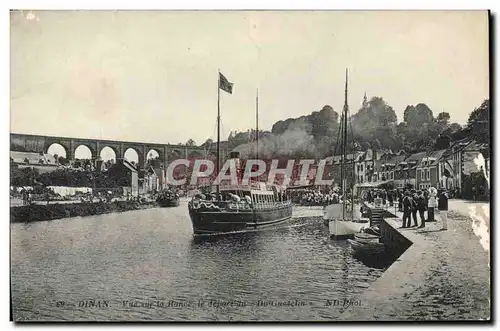 Ansichtskarte AK Dinan Vue Sur la Rance Le depart du Guesclin Bateau