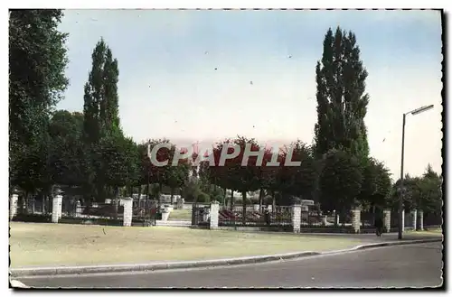 Cartes postales moderne Bourges Jardin des Pres Fichaux Entree