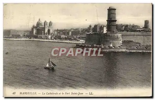 Cartes postales Marseille La Cathedrale Et Le Fort Saint Jean