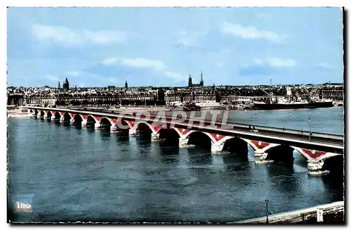 Cartes postales moderne Bordeaux Le Pont Facade Du Quai Richelieu