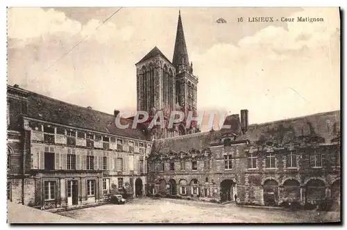 Cartes postales Lisieux Cour Matignon