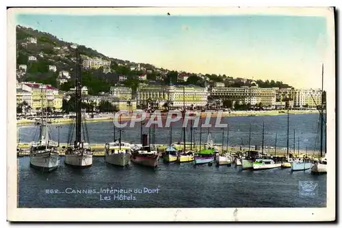 Cartes postales Cannes Interieur Du Port Les Hotels