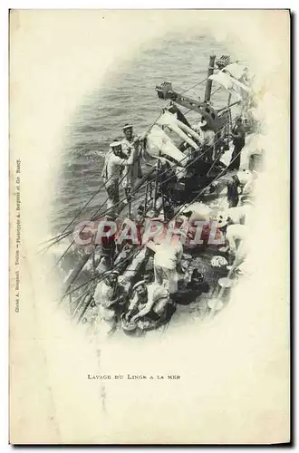 Cartes postales Bateau Guerre Lavage du linge a la mer