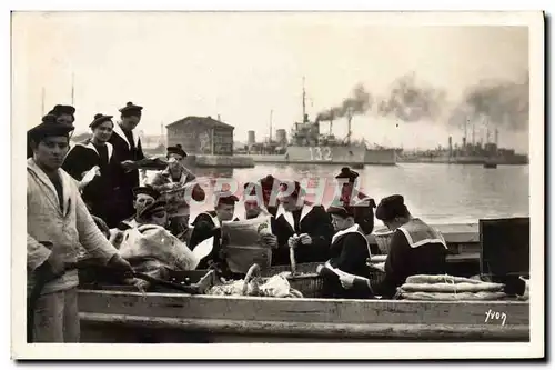 Ansichtskarte AK Bateau Guerre Toulon Les gars de la marine