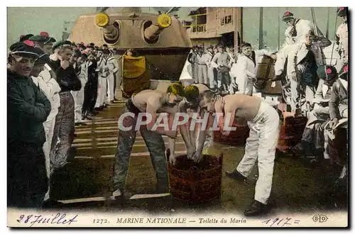 Cartes postales Bateau Guerre Marine nationale Toilette du marin