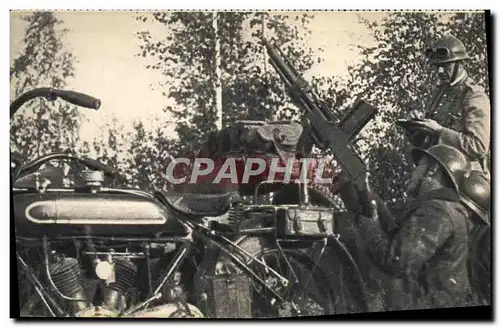 Cartes postales Fusil mitrailleur contre avion Militaria Moto