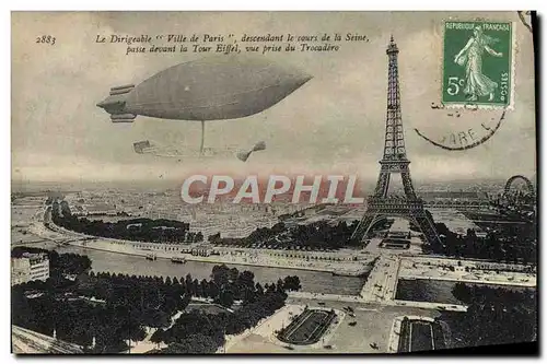 Cartes postales Aviation Dirigeable Ville de Paris descendant le cours de la Seine Tour Eiffel Zeppelin