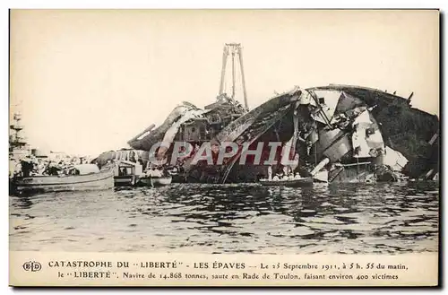Ansichtskarte AK Bateau Guerre Catastrophe du cuirasse Liberte 25 septembre 1911 Toulon Les epaves