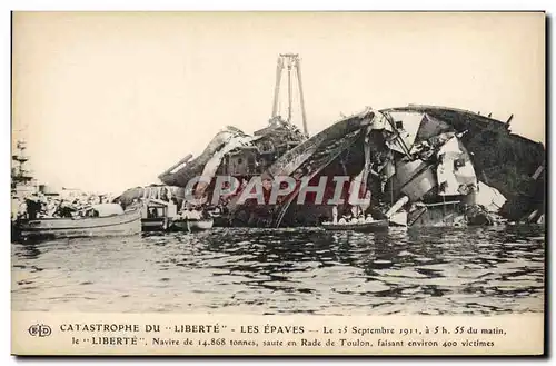 Cartes postales Bateau Guerre Catastrophe du cuirasse Liberte 25 septembre 1911 Toulon Les epaves