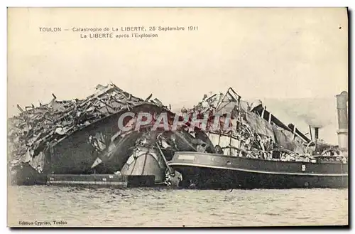 Cartes postales Bateau Guerre Catastrophe de la Liberte Toulon 25 septembre 1911 La liberte apres l'explosion