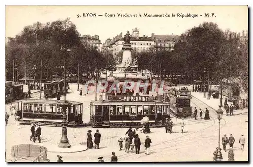 Ansichtskarte AK Tramway Train Lyon Cours Verdun et le monument de la Republique Pippermint