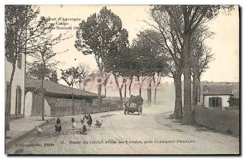 Cartes postales Automobile Route du circuit avant les 4 routes pres Clermont Ferrand