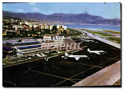 Cartes postales moderne Avion Aviation Vue aerienne de l&#39aeroport Nice Cote d&#39Azur Restaurant Tour de controle et