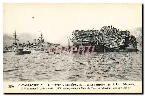 Cartes postales Bateau Guerre Catastrophe du Liberte Les epaves