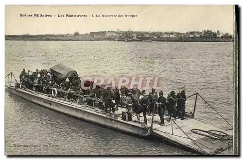 Ansichtskarte AK Bateau Guerre Les manoeuvres La traversee des troupes