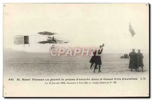 Cartes postales Avion Aviation M Henri Farman va passer le poteau d&#39arrivee dans le grand prix d&#39aviation