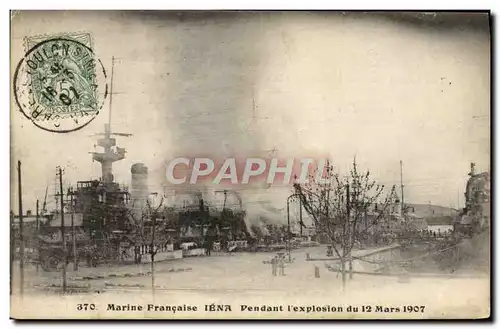 Cartes postales Bateau Guerre Marine francaise Iena pendant l&#39explosion du 12 mars 1907