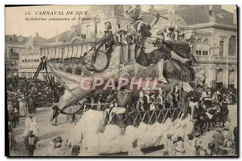 Cartes postales Avion Aviation Carnaval de Nice Gendarme amoureux de l&#39aviation