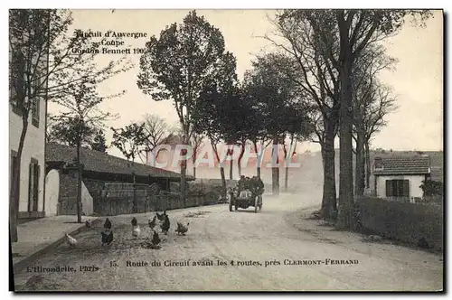 Ansichtskarte AK Automobile Circuit d&#39Auvergne Coupe Gordon Bennett 1905 Route du circuit avant les 4 routes p
