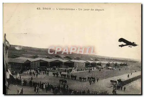 Ansichtskarte AK Avion Aviation Bron l&#39aerodrome Un jour de depart