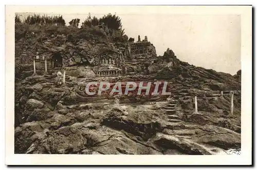 Cartes postales Rotheneuf Les rochers Sculptes Au bord du gouffre