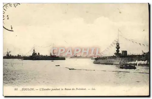 Cartes postales Bateau Toulon L&#39escadre pendant la revue du President