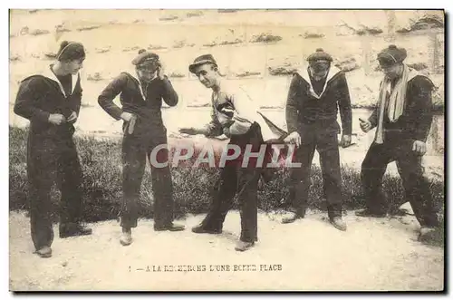 Cartes postales Bateau Marins A la recherche d'une bonne place