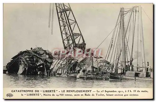 Cartes postales Bateau Catastrophe du Liberte Le renflouement