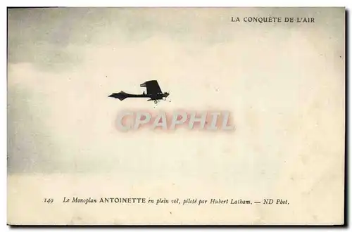 Ansichtskarte AK Avion Aviation Monoplan Antoinette en plein vol pilote par Hubert Latham