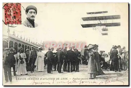 Cartes postales Avion Aviation Grande semaine d&#39aviation de Lyon Paulhan passant devant les tribunes