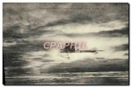 Cartes postales Avion Aviation Aeroplane Antoinette IV pilote par Hubert Latham en plein vol