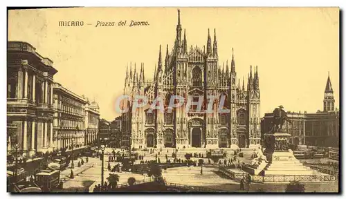 Cartes postales Milano Piazza del Duomo Tramway