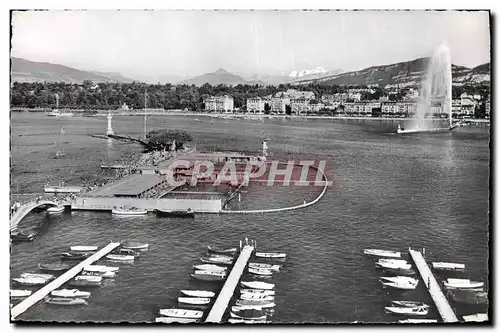 Cartes postales moderne Geneve La Rade Les Bains des Paquis le jet d&#39eau et le Mont Blanc