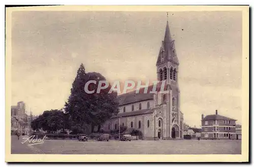 Ansichtskarte AK Le Mans Place du Pre Eglise ND du Pre