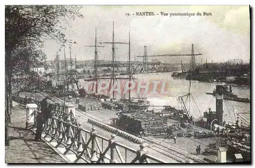 REPRO Nantes Vue Panoramique du Port Bateaux