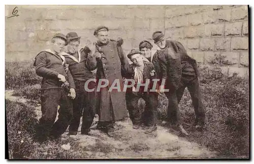 Cartes postales Bateau de guerre Marins Fin de bordee