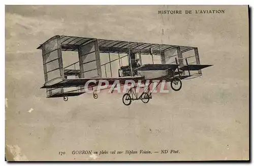 Ansichtskarte AK Avion Aviation Gobron en plein vol sur biplan Voisin